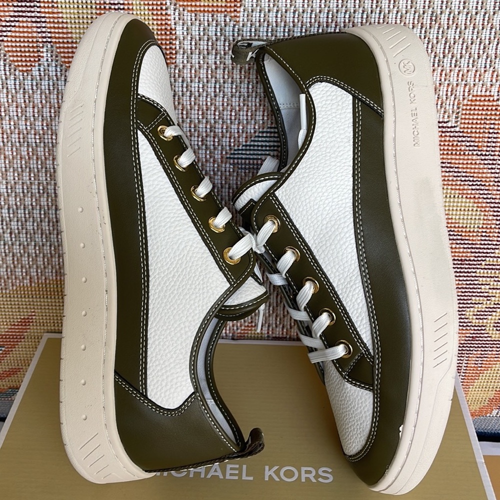 MICHAEL KORS
SHEA LACE UP
FAUX LEATHER
49F3SHFSIL
OLIVE
NEW